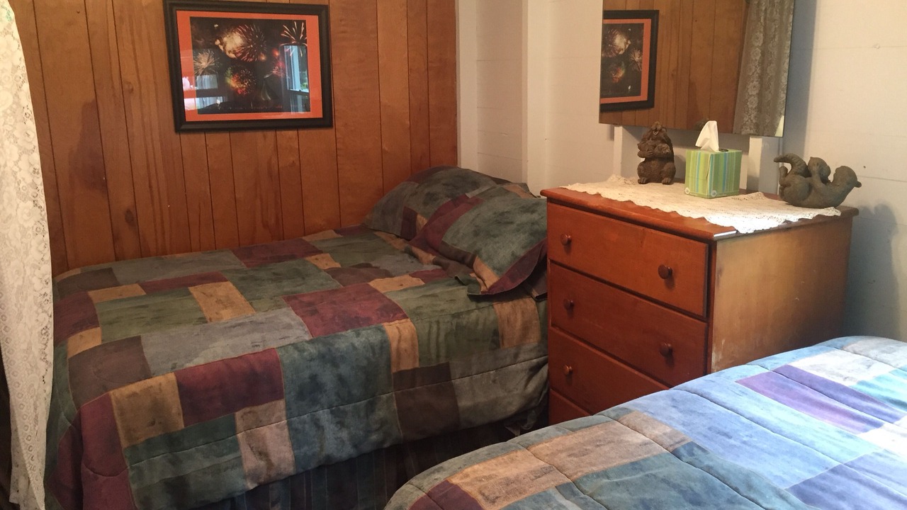 Photo of Bedroom in Thousand Island Park