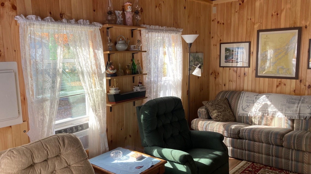 Photo of Livingroom in Thousand Island Park