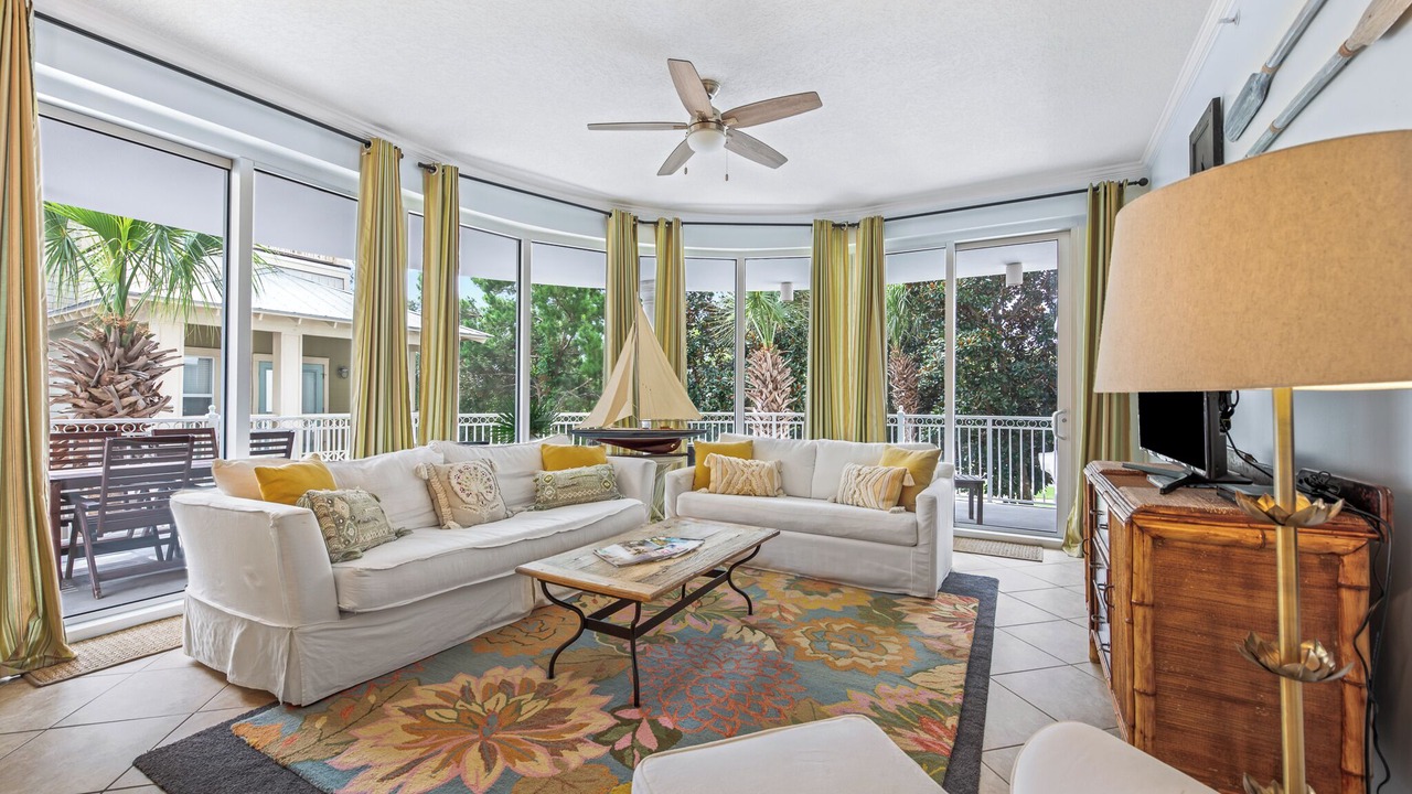 Photo of Livingroom in Rosemary Beach