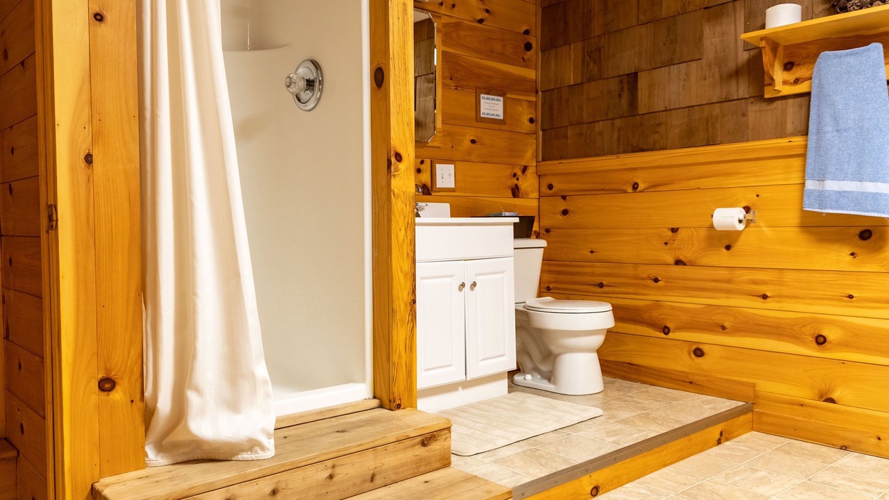 Photo of Bathroom in Jay