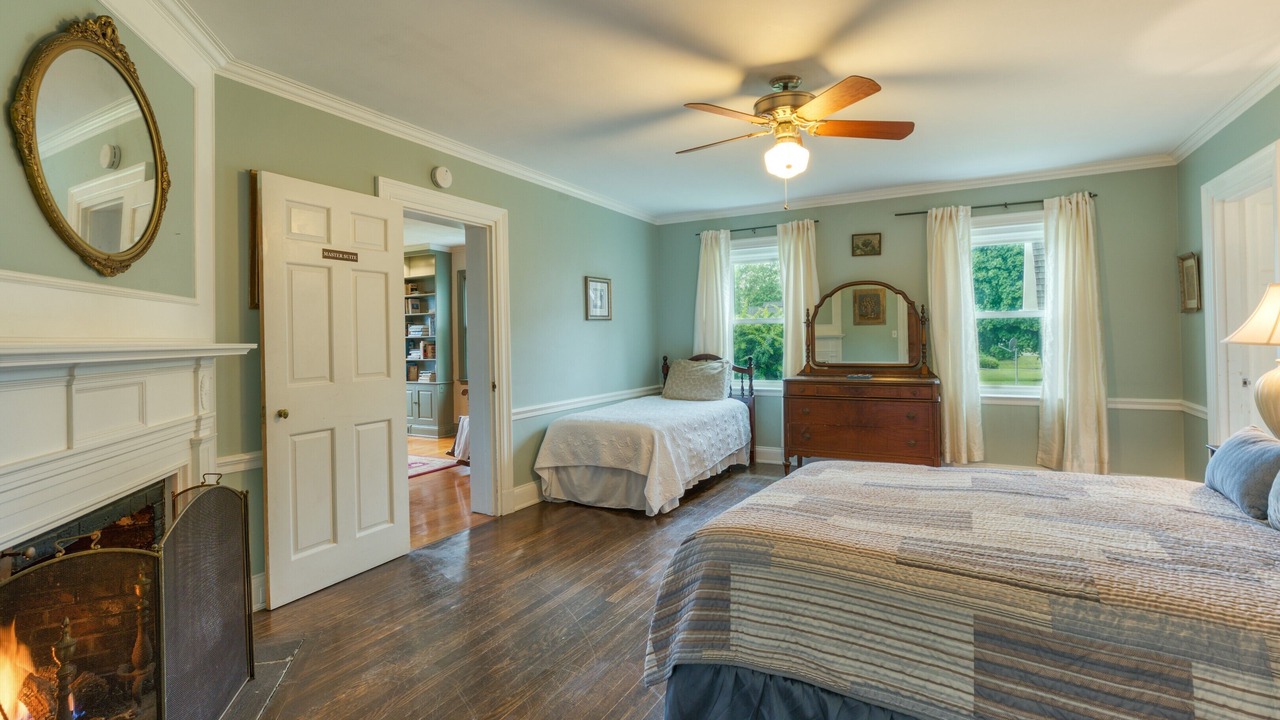 Photo of Bedroom in Town of Owasco