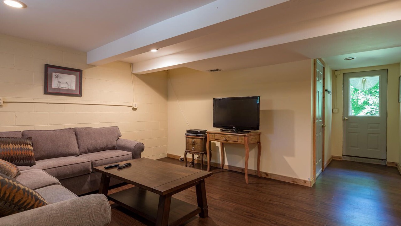 Photo of Livingroom in Clinton Corners