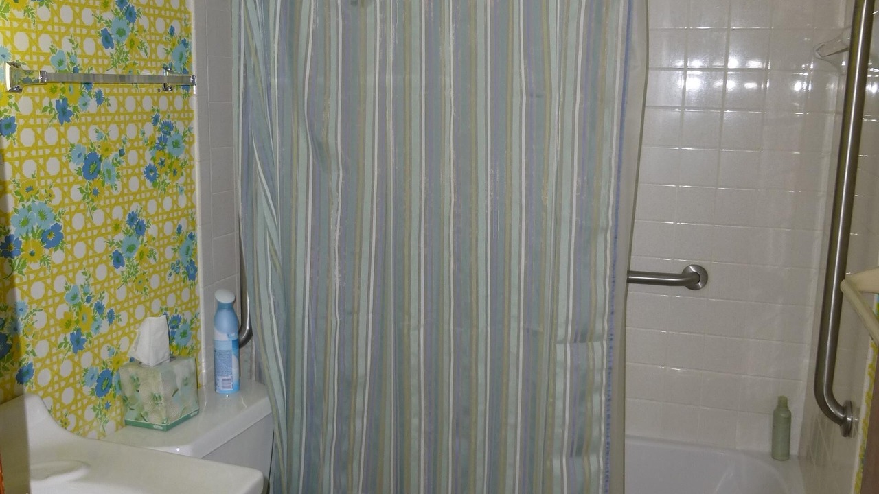 Photo of Bathroom in Fells Pond