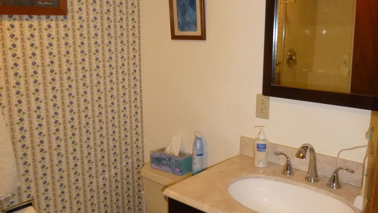 Photo of Bathroom in Fells Pond