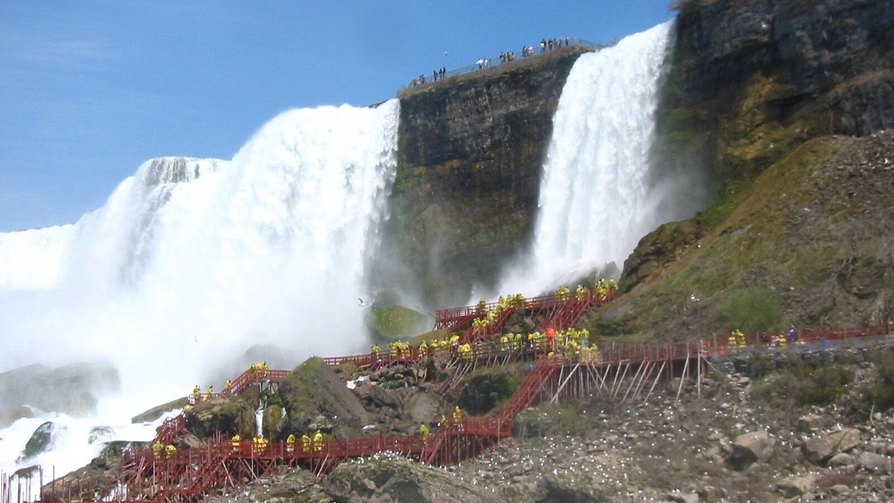 Photo of Others in Downtown Niagara Falls