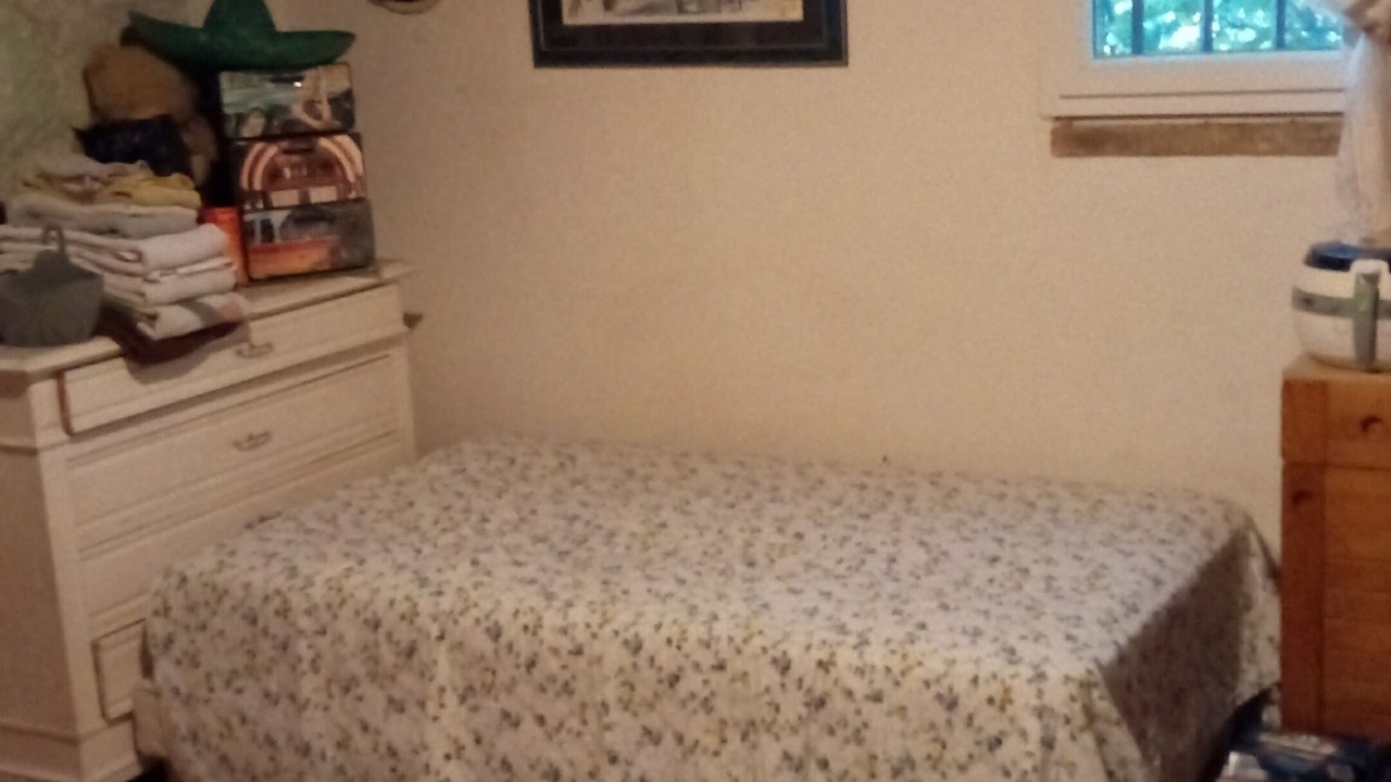 Photo of Bedroom in Cabrieres-d'Avignon