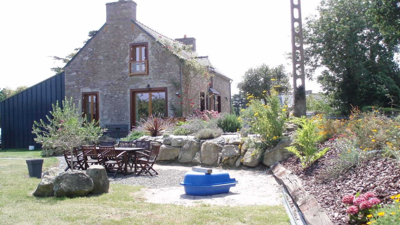 Photo of Outdoor in Plevenon