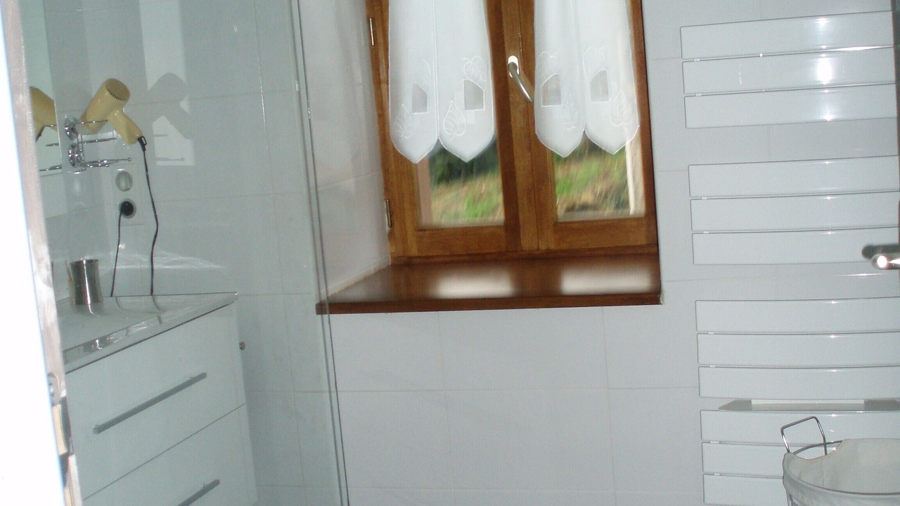 Photo of Bathroom in Plevenon