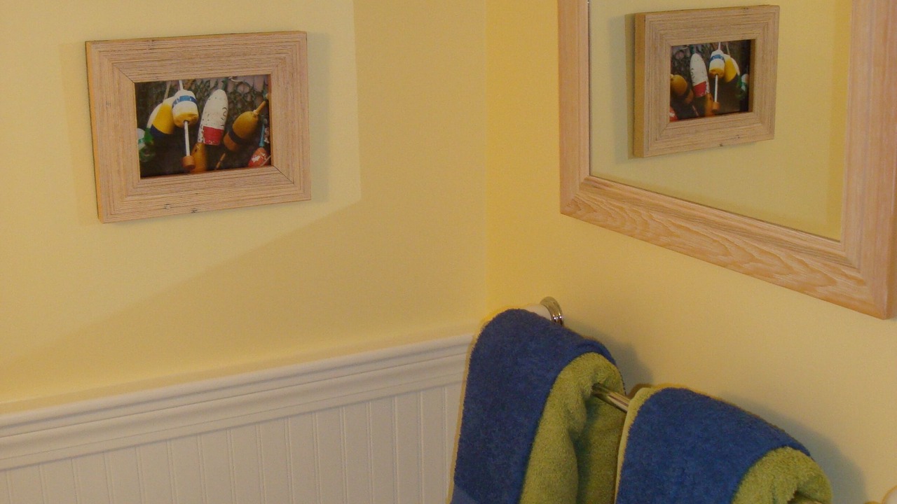 Photo of Bathroom in Waquoit Village