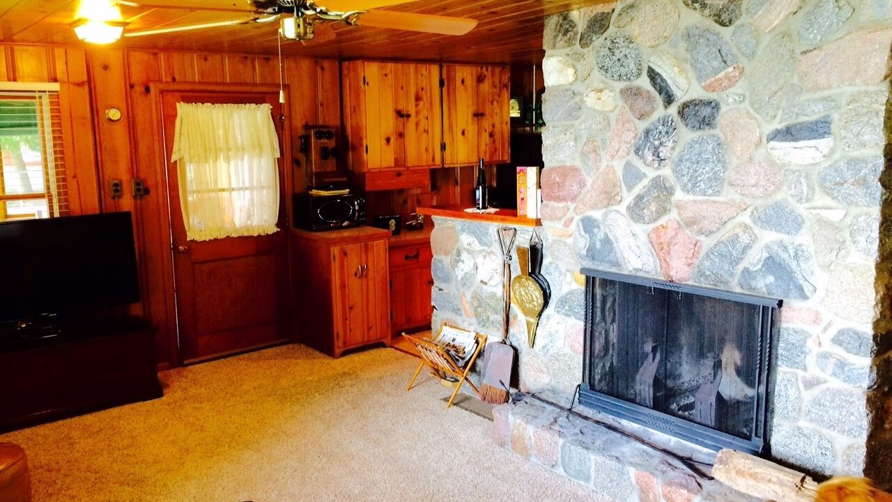 Photo of Livingroom in Kewadin