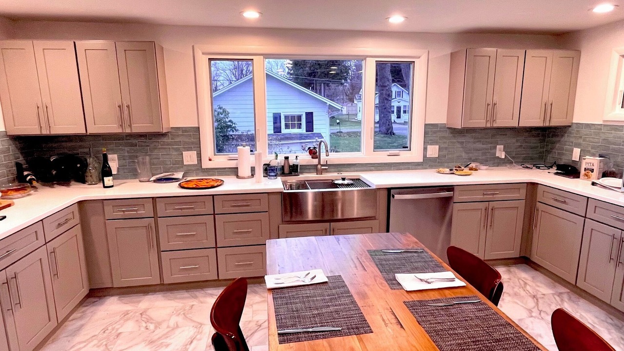 Photo of Kitchen in Lake Erie Beach