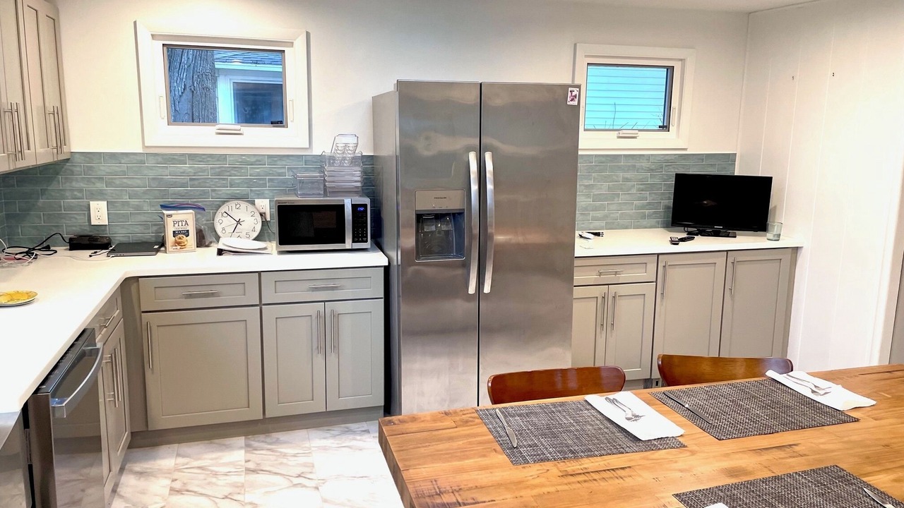 Photo of Kitchen in Lake Erie Beach