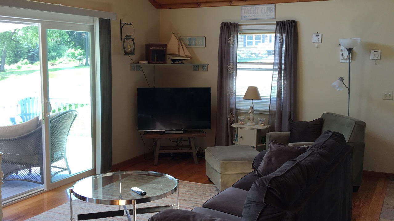 Photo of Livingroom in Frontenac