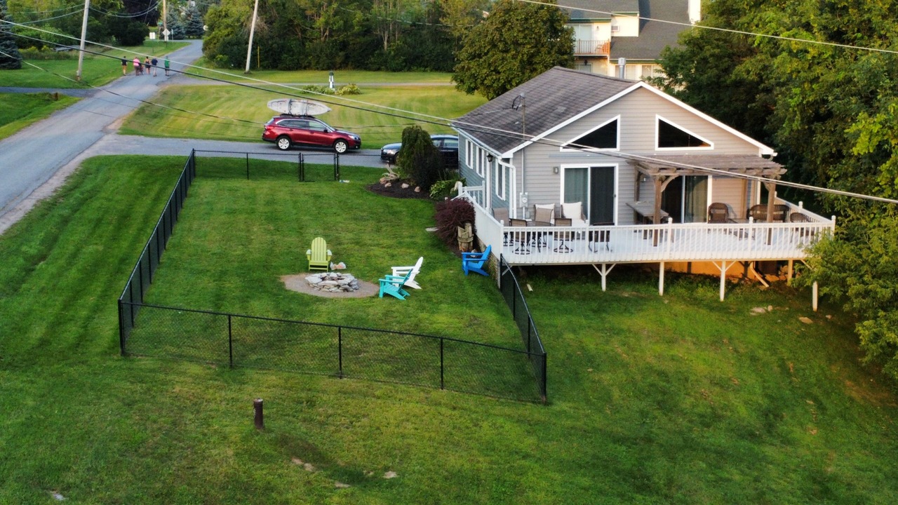 Photo of Outdoor in Frontenac