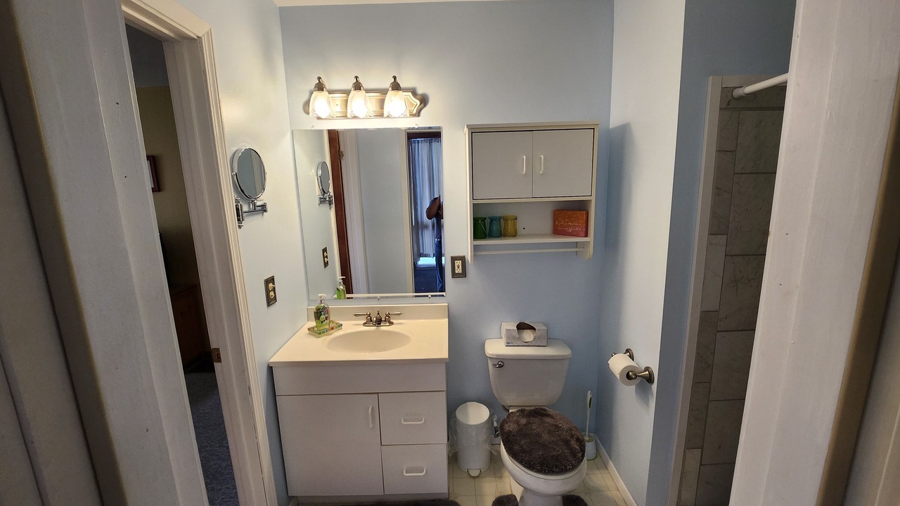 Photo of Bathroom in Frontenac