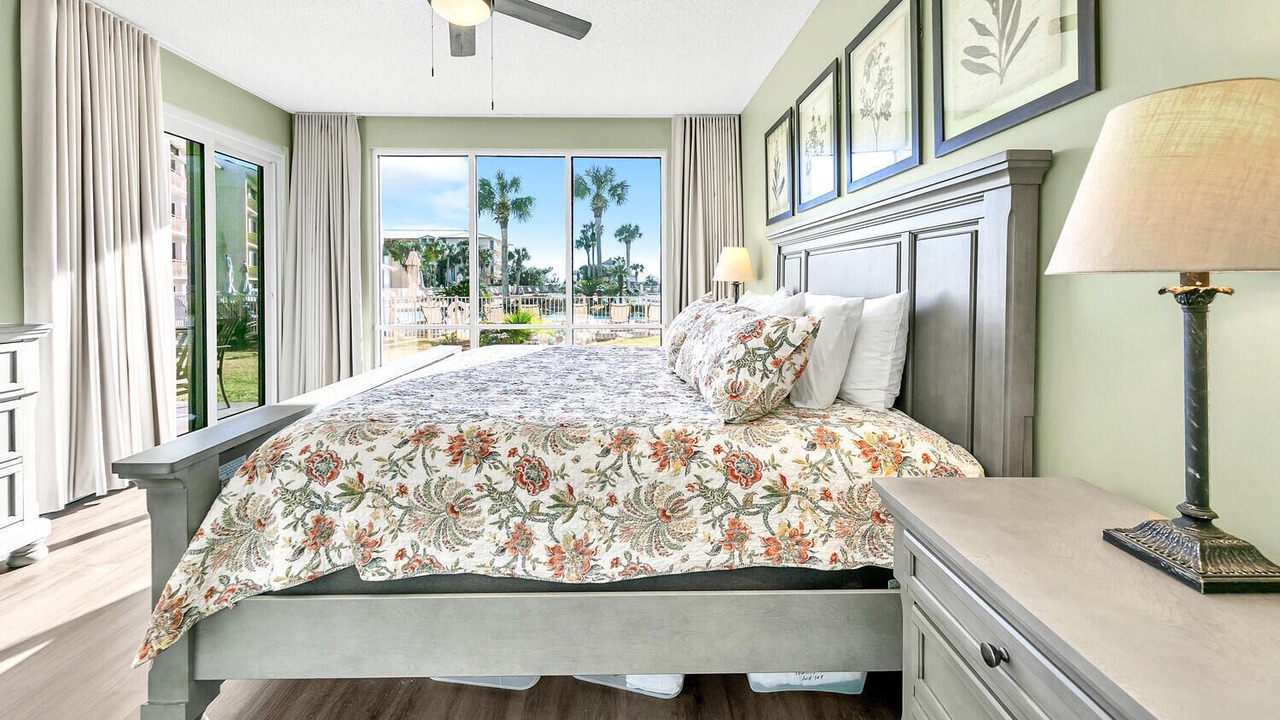 Photo of Bedroom in Rosemary Beach
