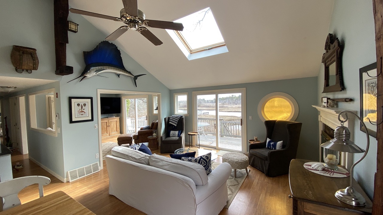 Photo of Livingroom in South Dennis