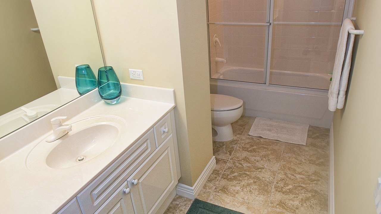 Photo of Bathroom in Navarre Beach