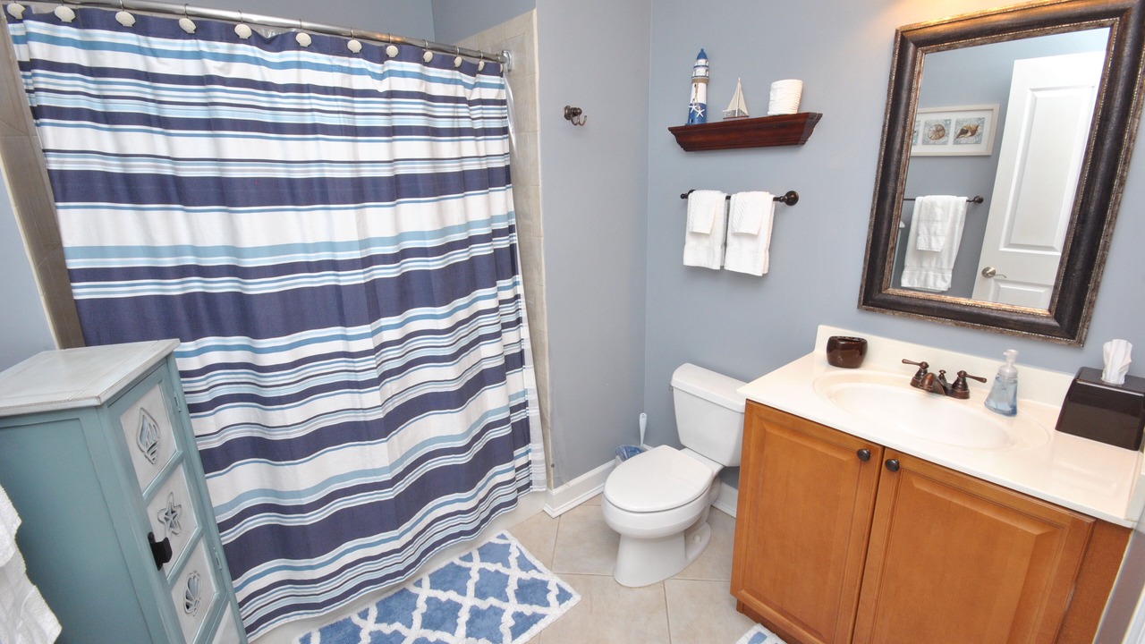 Photo of Bathroom in Upper Grand Lagoon