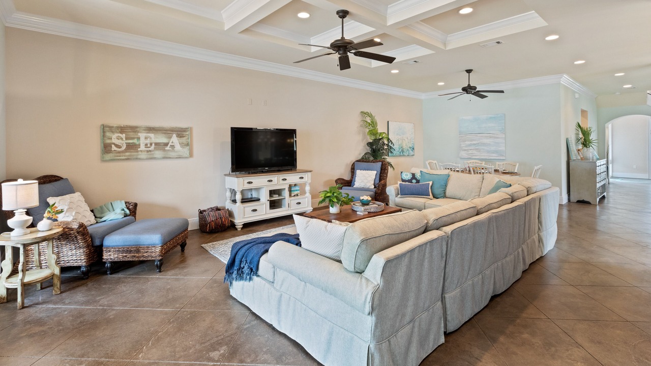 Photo of Livingroom in Emerald Waters Village