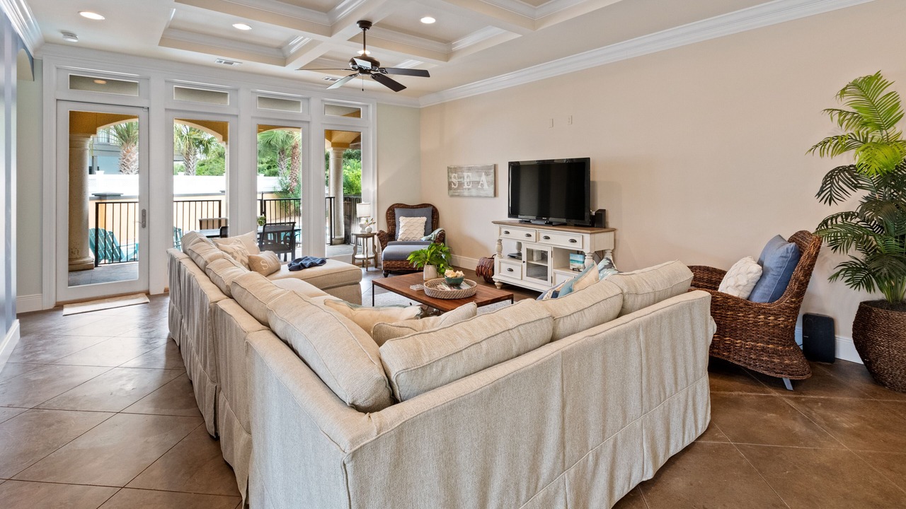 Photo of Livingroom in Emerald Waters Village