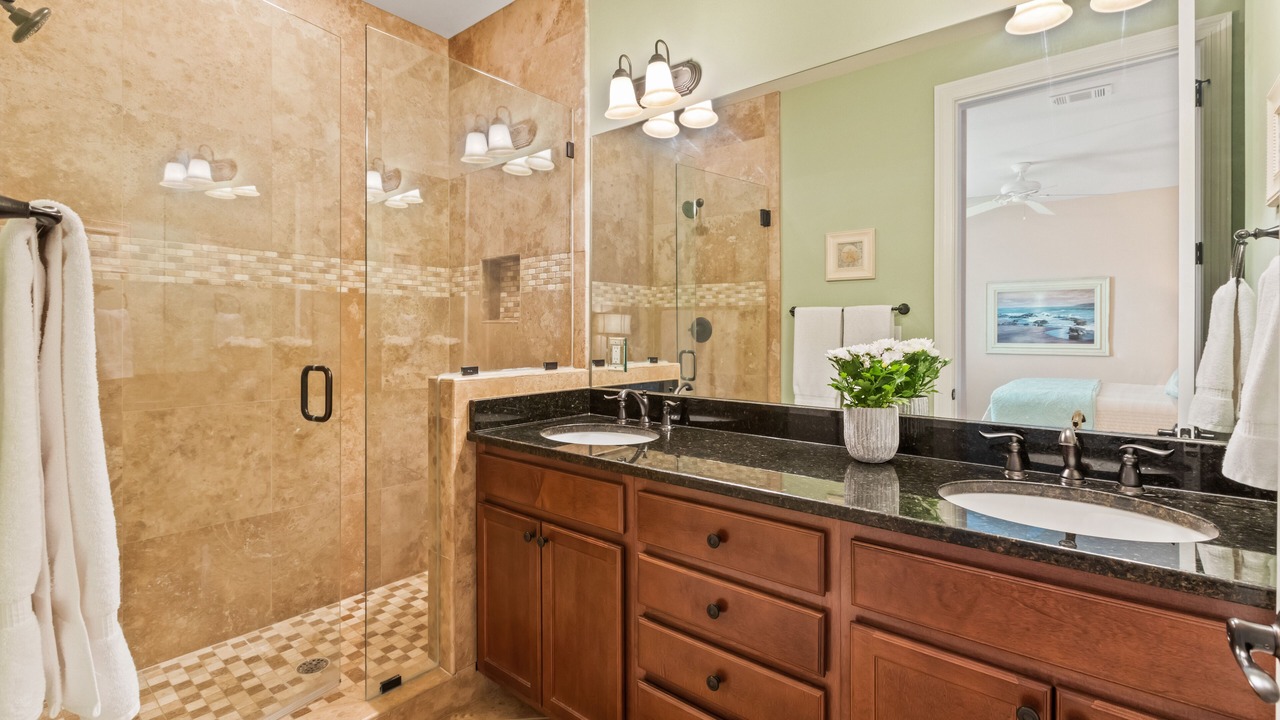 Photo of Bathroom in Emerald Waters Village