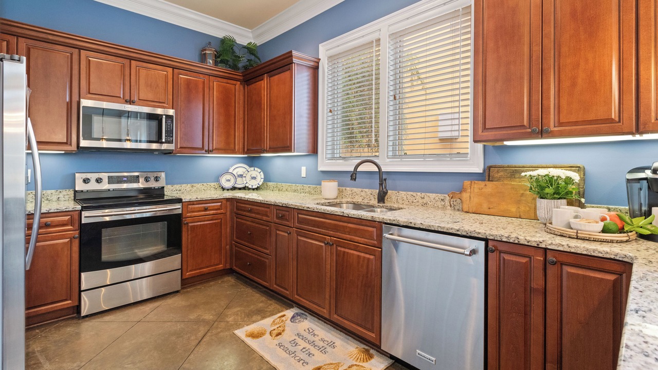 Photo of Kitchen in Emerald Waters Village