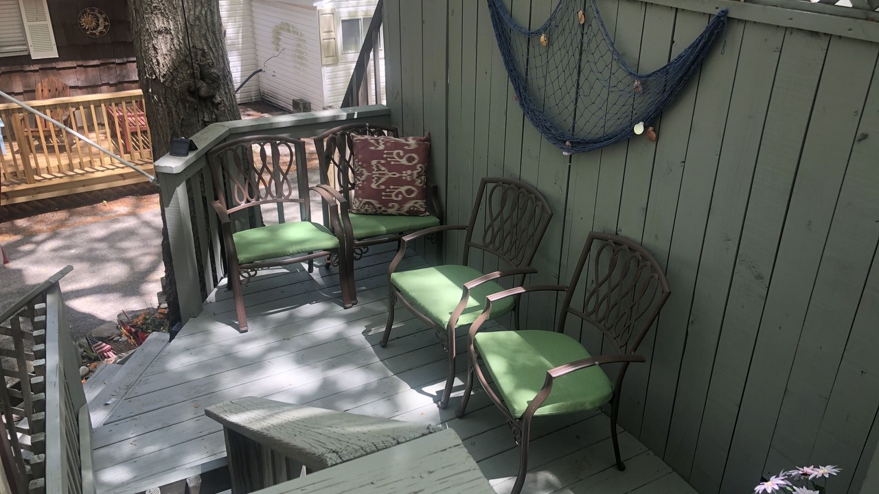 Photo of Patio Balcony in Baiting Hollow
