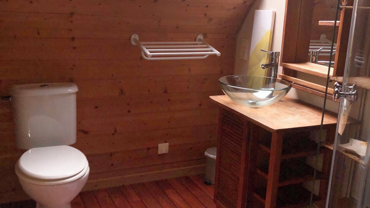 Photo of Bathroom in Gommenec'h