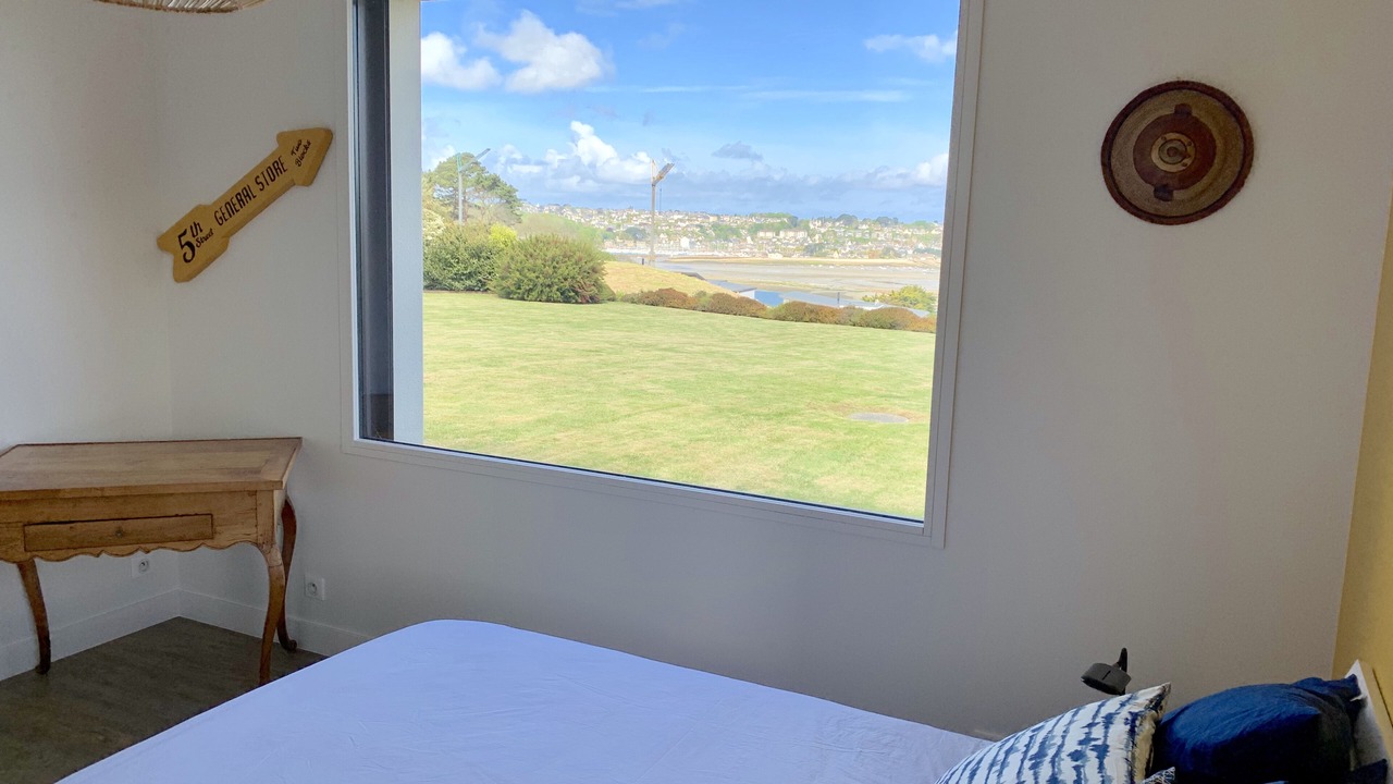 Photo of Bedroom in Louannec