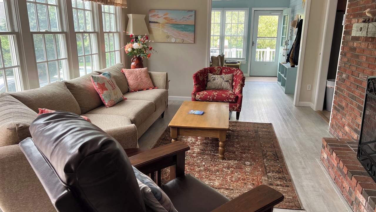 Photo of Livingroom in Dennis