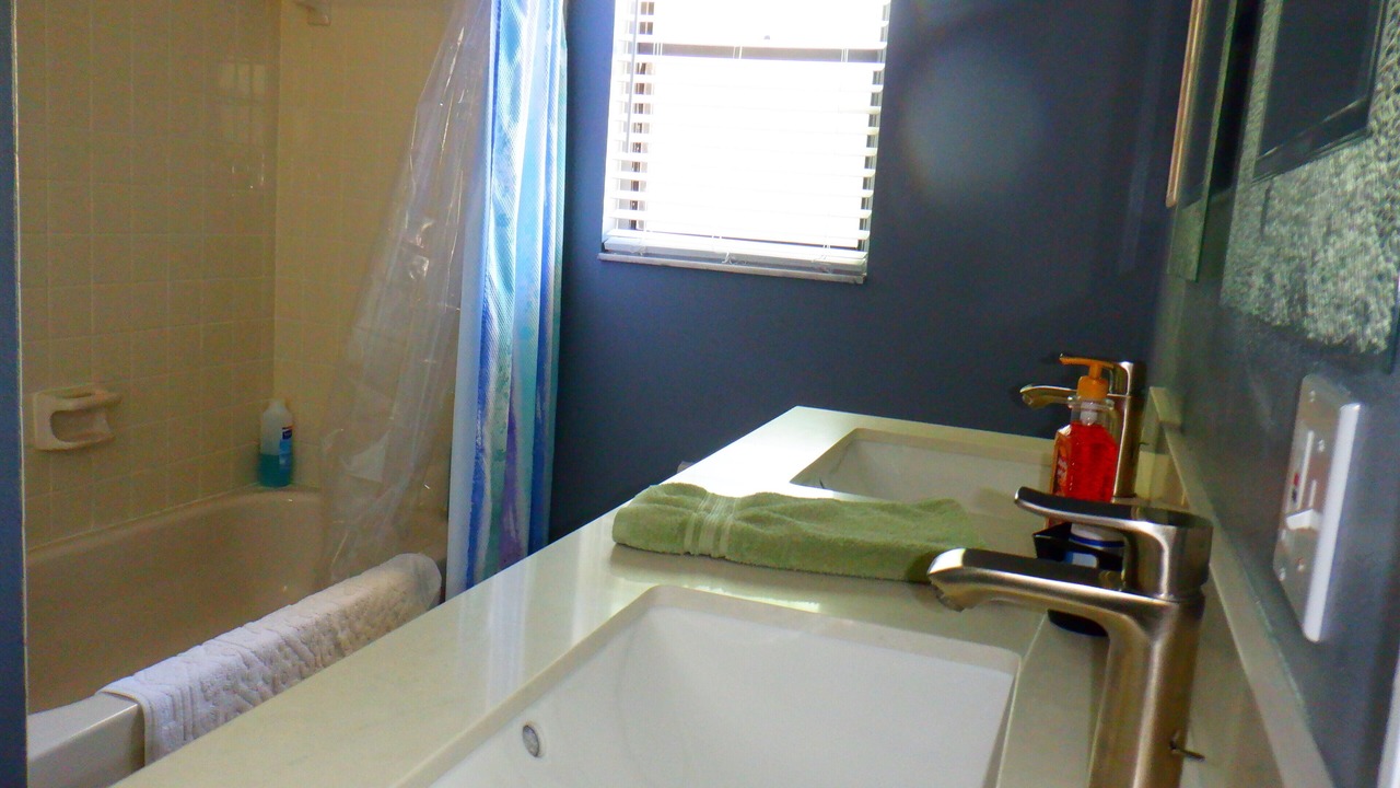 Photo of Bathroom in Hammocks Of Palm Harbor