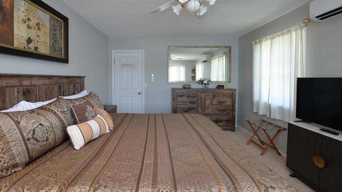 Photo of Bedroom in Town of Richmond