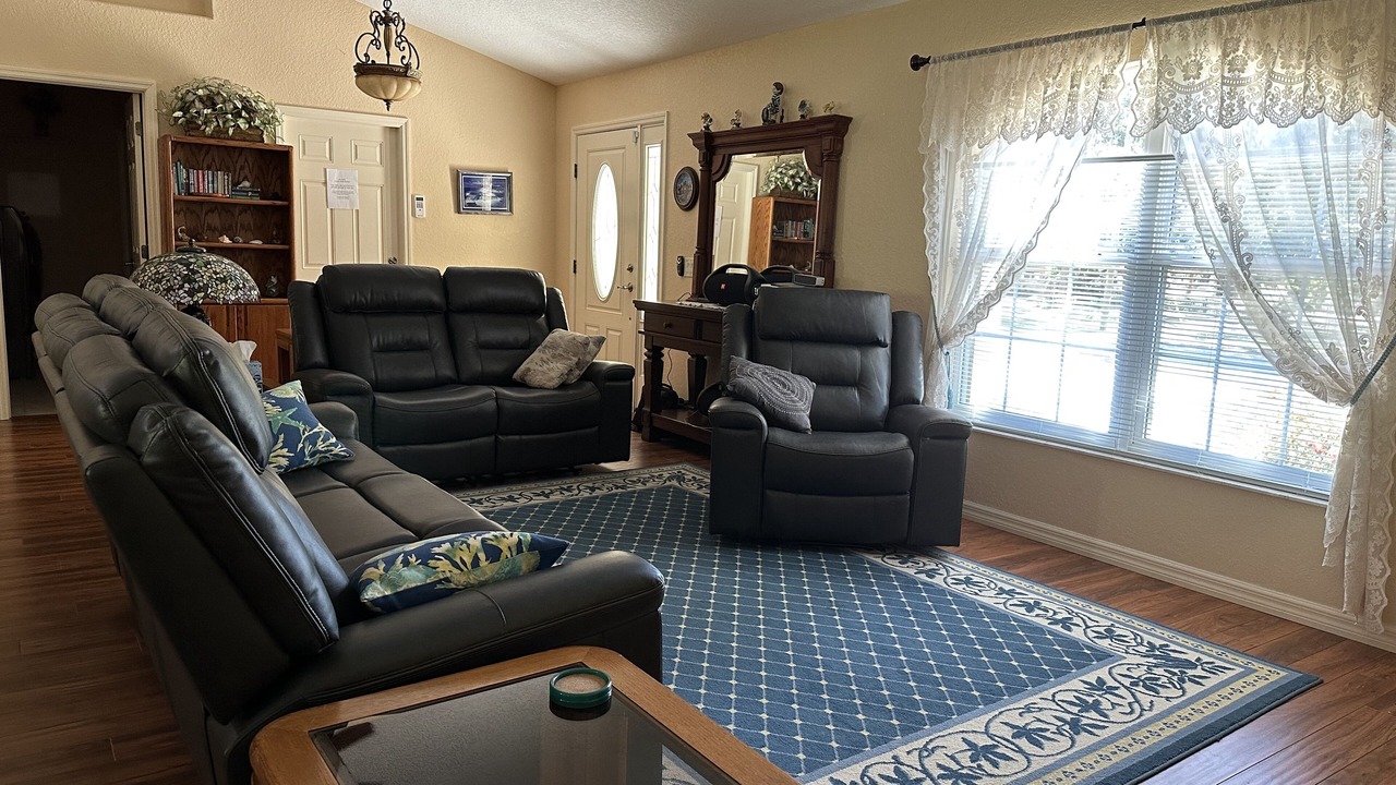 Photo of Livingroom in Homosassa