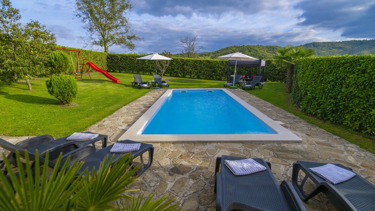 Photo of Outdoor in Borut