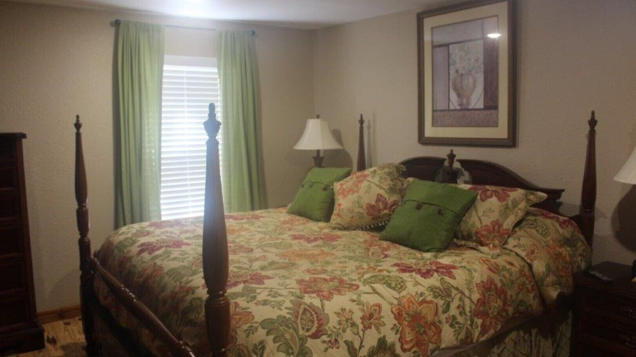 Photo of Bedroom in Palatka