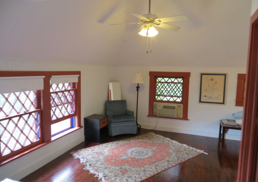 Photo of Livingroom in Shinnecock Hills