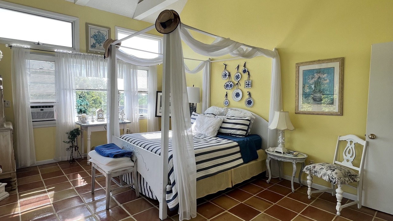 Photo of Bedroom in Montauk