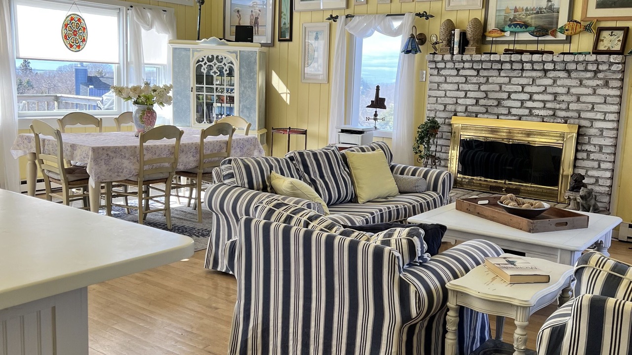 Photo of Livingroom in Montauk