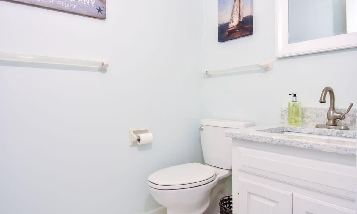 Photo of Bathroom in South Orleans