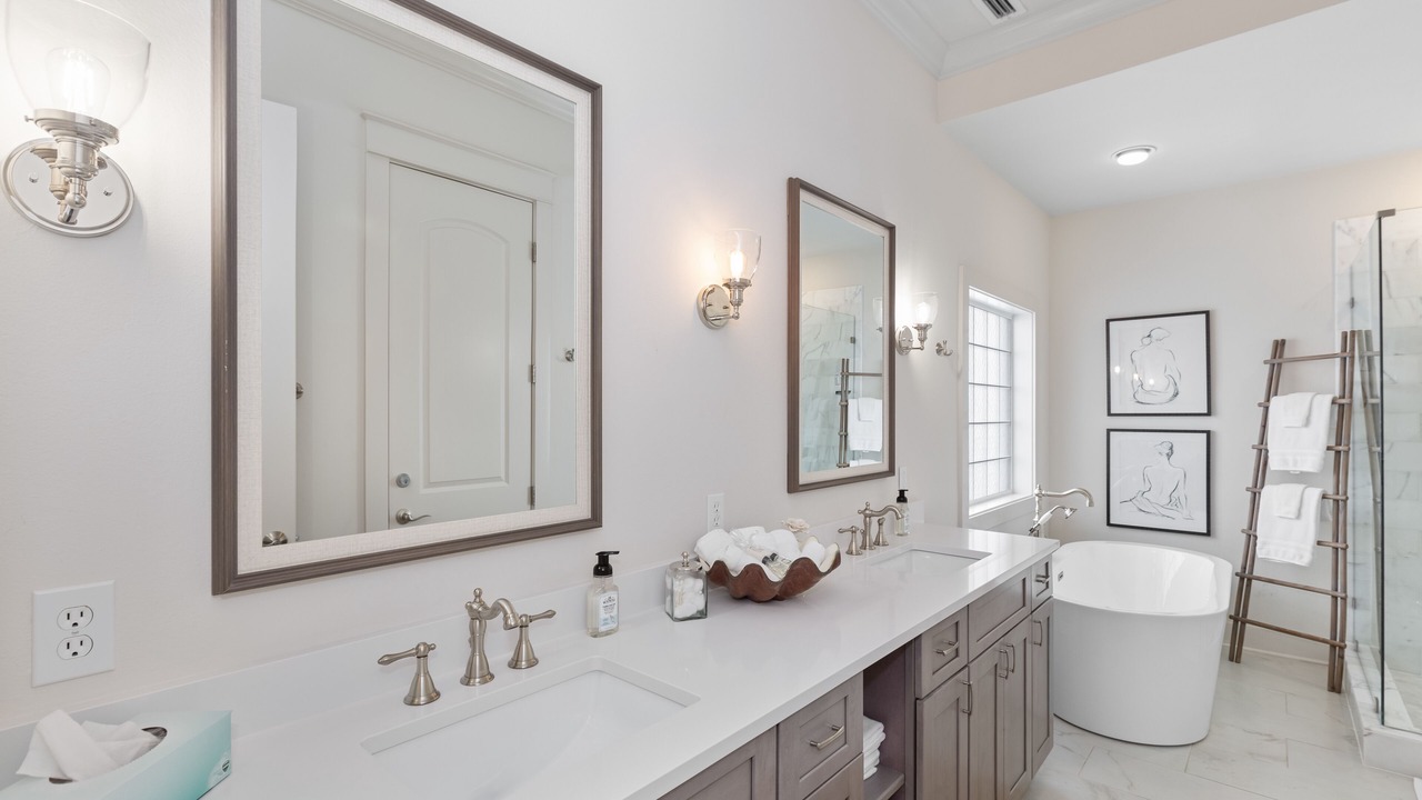 Photo of Bathroom in Seacrest Beach
