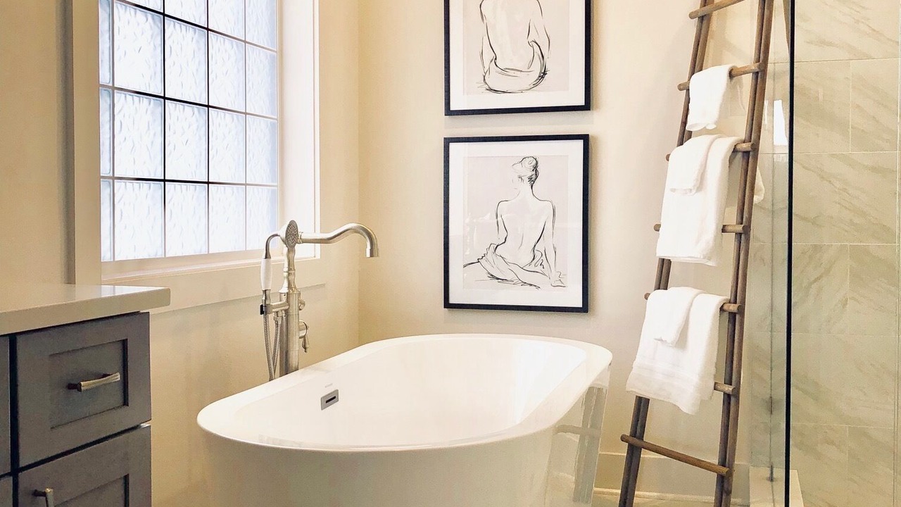 Photo of Bathroom in Seacrest Beach