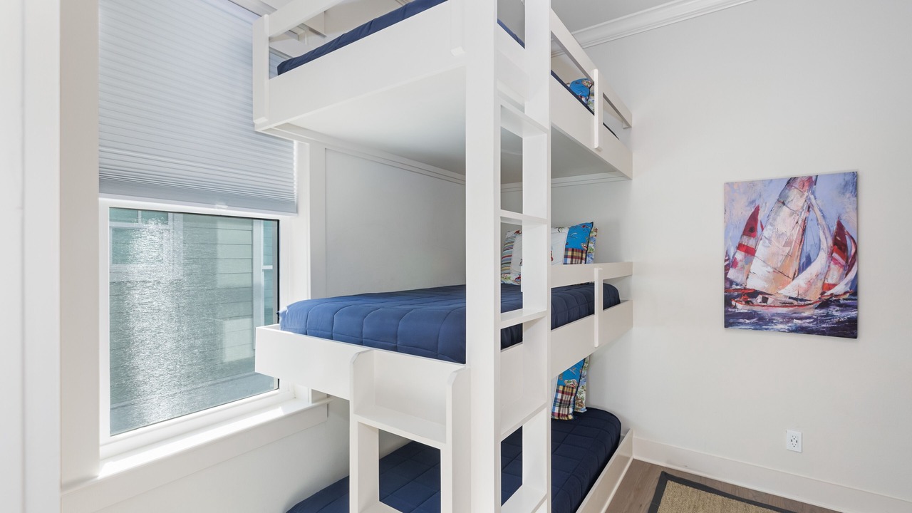 Photo of Bedroom in Seacrest Beach