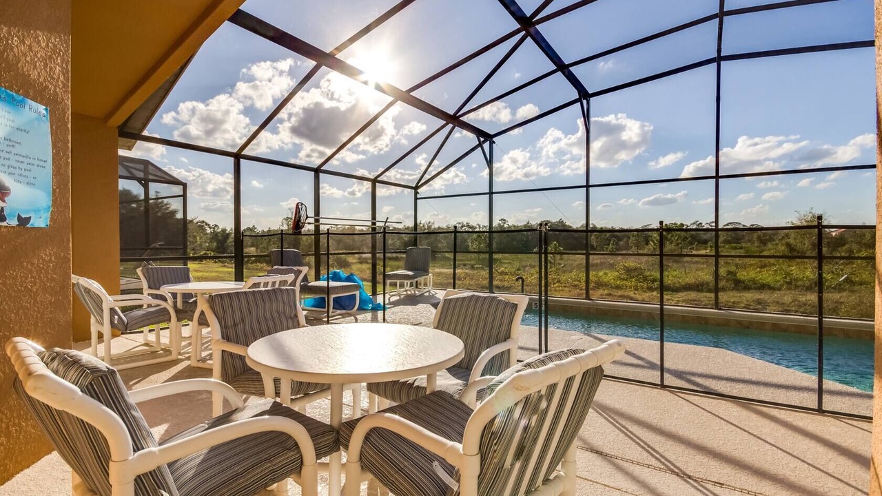 Photo of Outdoor in Loughman