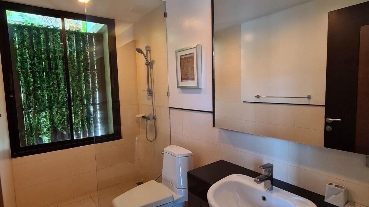 Photo of Bathroom in Wang Pong