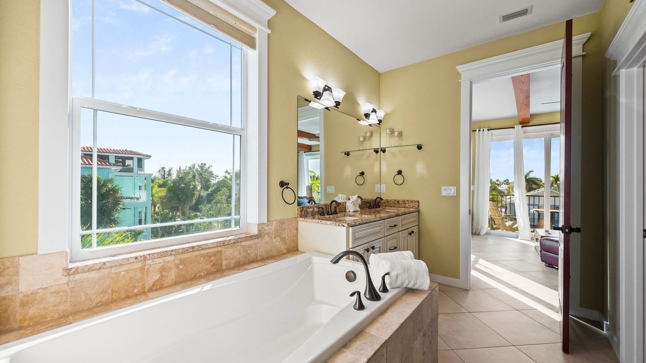 Photo of Bathroom in Holmes Beach