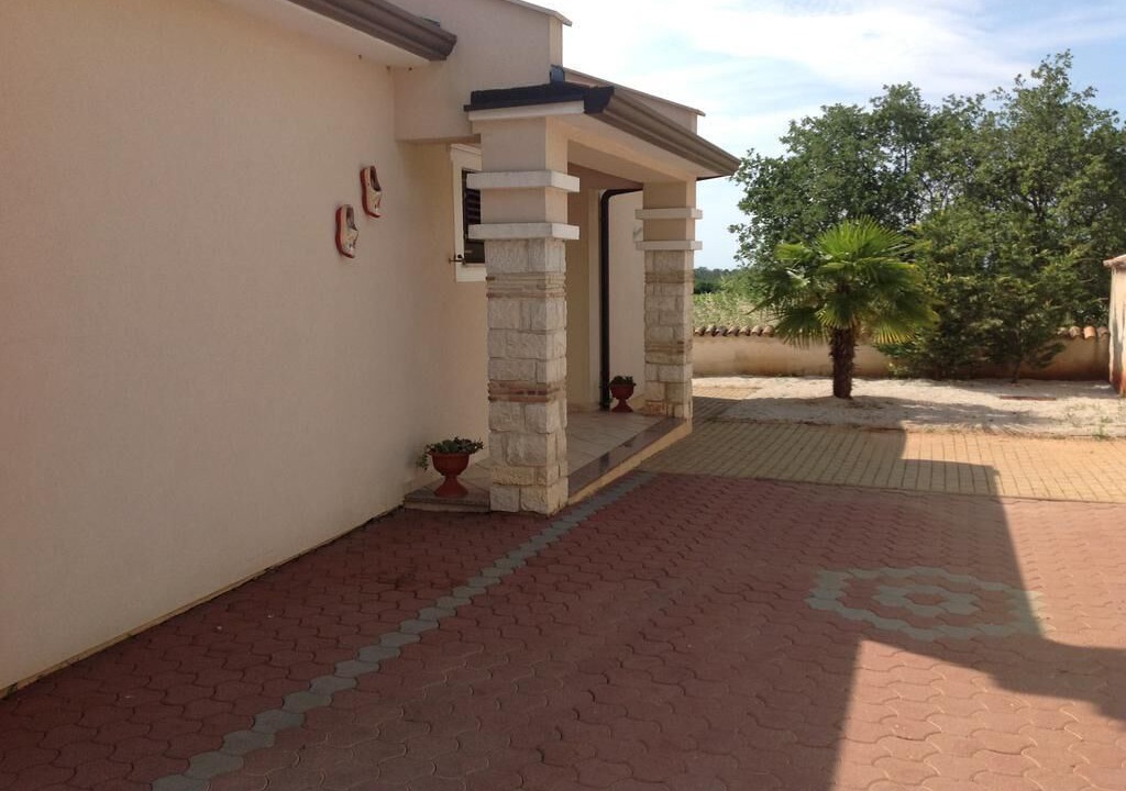 Photo of Outdoor in Zbandaj