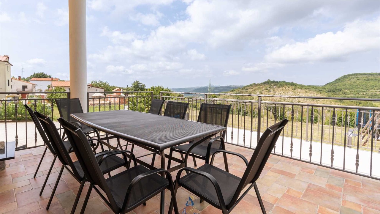 Photo of Outdoor in Momjan