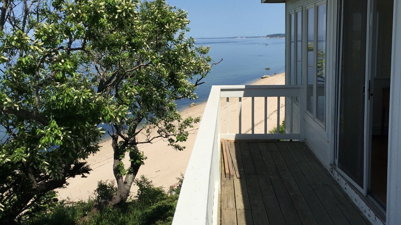 Photo of Patio Balcony in Wading River