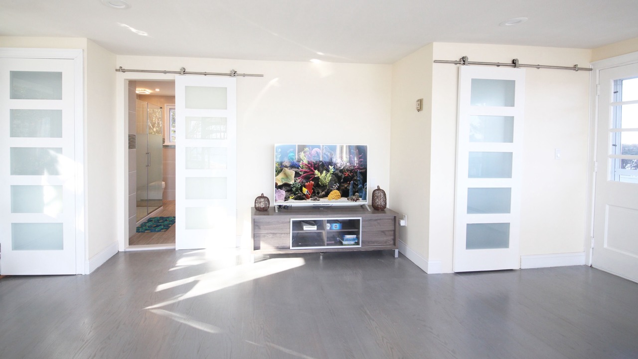Photo of Livingroom in Wading River